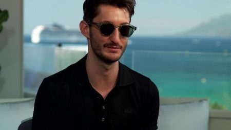 Cannes : le film sur le Comte de Monte-Cristo a été projeté ce mercredi
          Le Comte de Monte-Cristo a été projeté à Cannes ce mercredi 22 mai. Pierre Niney interprète le rôle principal.