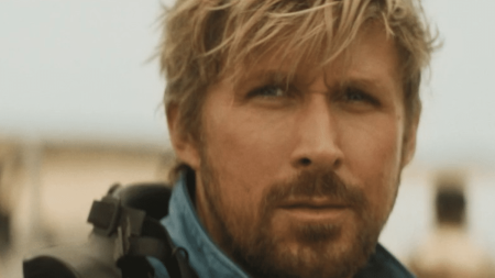 Cinéma : dans "The Fall Guy", Ryan Gosling incarne un cascadeur qui veut reconquérir un amour perdu
          Adulé par ses fans, Ryan Gosling est l'acteur principal de "The Fall Guy". Dans ce film d'action, le Canadien a vaincu son vertige pour réaliser ses cascades lui-même et, justement, incarner un cascadeur professionnel.