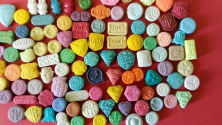Et si la MDMA devenait un médicament ?