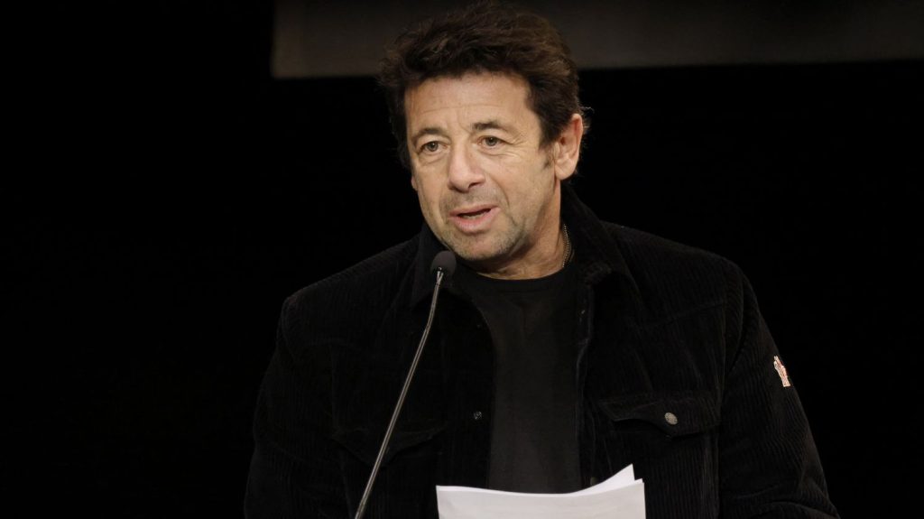 Patrick Bruel, Yvan Attal et Charlotte Gainsbourg réunis pour une soirée contre l'antisémitisme à Paris
          Plus de 700 personnes, dont le président du Sénat Gérard Larcher, la maire de Paris Anne Hidalgo et l'actrice Sandrine Kiberlain se sont réunis dans la soirée du lundi au théâtre Antoine.