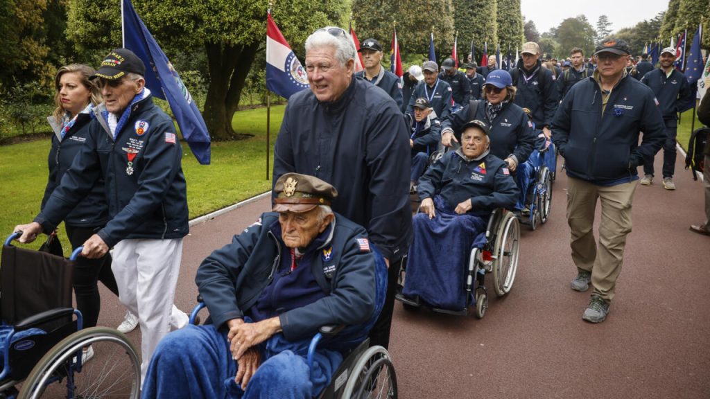 Des vétérans américains partent pour la France avant les commémorations du 80e jour J