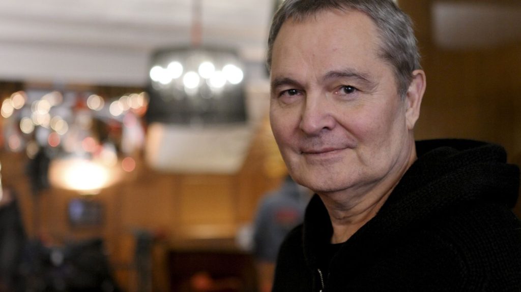 Le directeur du festival de cinéma de Deauville mis en retrait après des accusations de harcèlement et d'agressions sexuelles
          Bruno Barde est visé par les témoignages de sept collaboratrices dans une enquête publiée mercredi par Mediapart.