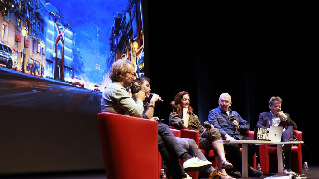 Festival d'Annecy 2024 : le couturier très cinéphile Jean Paul Gaultier évoque ses premiers pas dans le cinéma d'animation
          Le Festival d'Annecy a dévoilé les premières images d'un long métrage de Benoît Philippon se déroulant dans le monde de la mode, dont Jean Paul Gaultier assure la direction artistique.