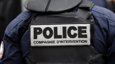 La France arrête un Ukrainien-Russe soupçonné d'avoir projeté des explosifs