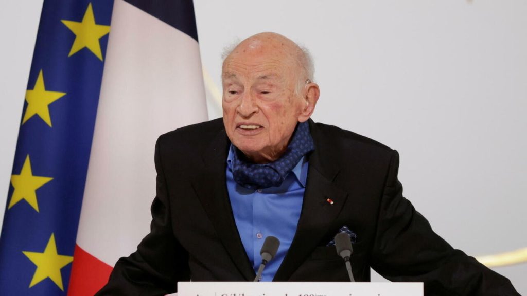 Le philosophe français Edgar Morin publie un roman à l'âge de 102 ans