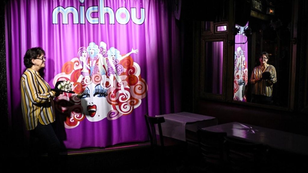 Le cabaret drag parisien Chez Michou ferme ses portes après 68 ans