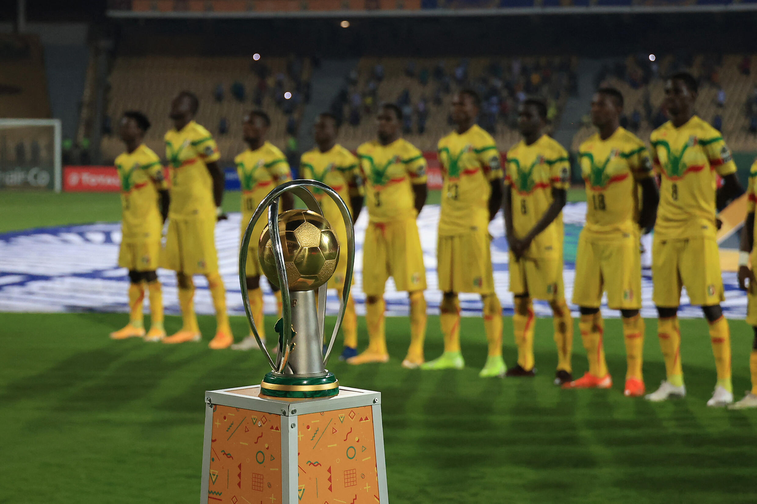 Les Aigles d'Espoir du Mali s'alignent avant la finale du Championnat d'Afrique des Nations (CAN) 2020 contre le Maroc.