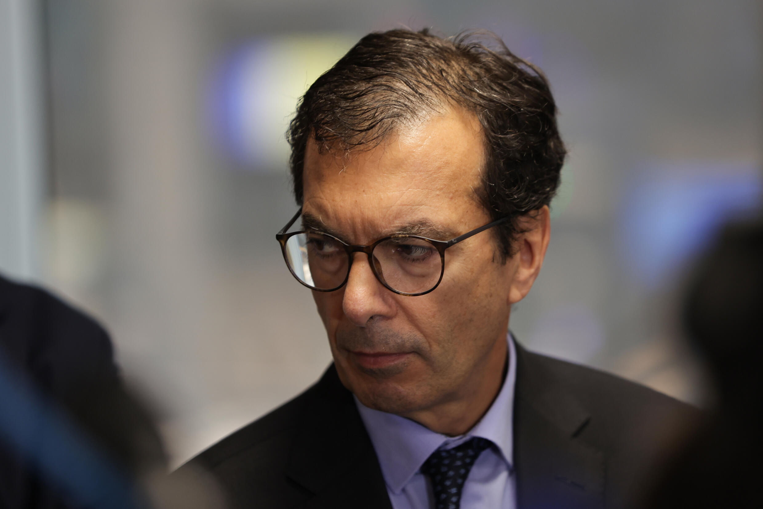 Le directeur général de la SNCF, Jean-Pierre Farandou, a déclaré qu'un « grand nombre » de câbles devraient être réparés « un par un »