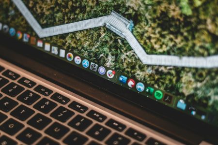 Location de MacBook pour une courte durée : idéale pour les professionnels