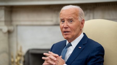 A six mois de la fin de son mandat, Joe Biden dévoile ses projets de réforme de la Cour suprême des Etats-Unis