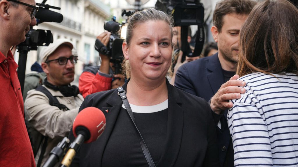 Le parti d'extrême gauche français veut annuler la réforme controversée des retraites de Macron