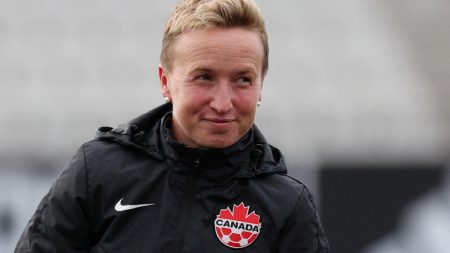 L'équipe canadienne de football féminin affronte la France pour un avenir olympique en pleine querelle d'espionnage