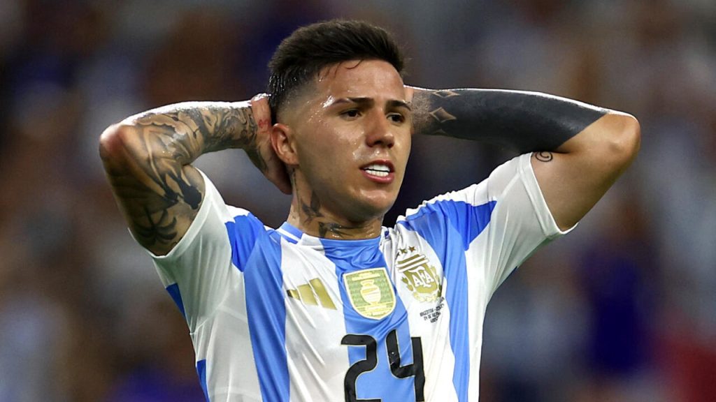 Les dirigeants de la FIFA critiquent les abus anti-français dans une vidéo après la victoire de l'Argentine en Copa America