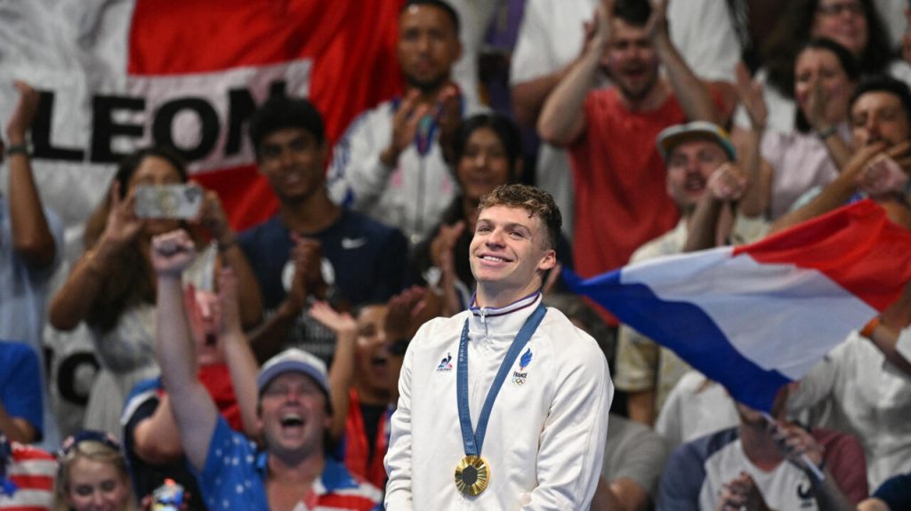 Marchand marque deux fois en deux heures et porte à trois le nombre de médailles d'or olympiques