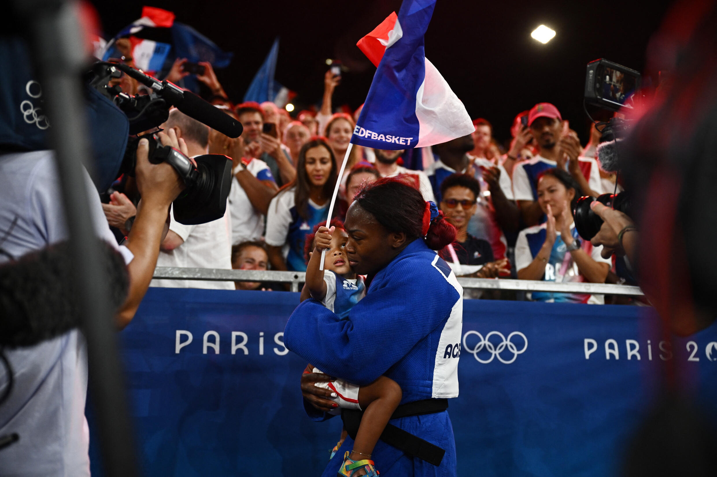 La judoka Clarissa Agbegnenou a remporté la médaille de bronze pour la France dans la catégorie féminine des -63 kg.