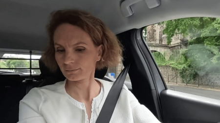 Sécurité routière : le danger mortel des écrans au volant