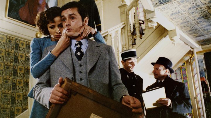 Les actrices Juliette Berto et Alain Delon dans 