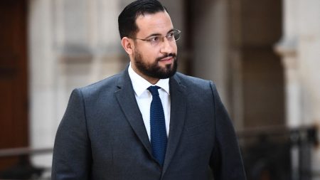 Coffres-forts d'Alexandre Benalla : la justice prononce un non-lieu six ans après