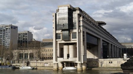 Budget : les responsables de la commission des Finances de l'Assemblée exigent de recevoir des documents d'ici à lundi