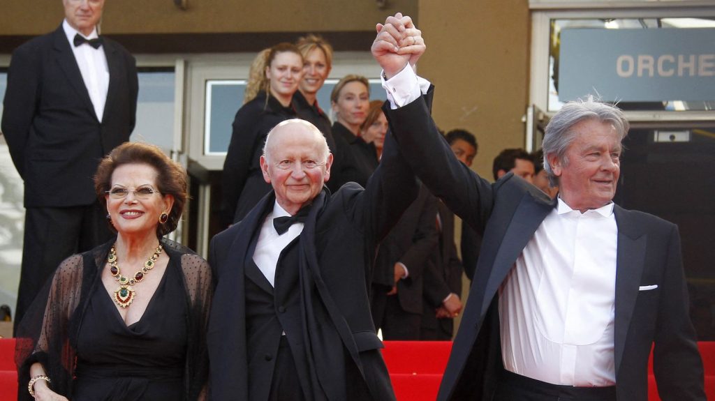 Mort d'Alain Delon : "Il se respectait et il attendait qu'on le respecte", souligne Gilles Jacob, ancien président du festival de Cannes