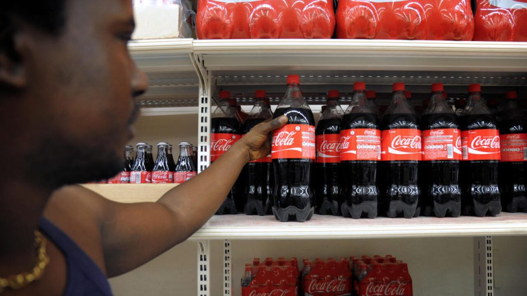Des experts de la santé exhortent les organisateurs des Jeux olympiques à rompre leurs liens avec Coca-Cola