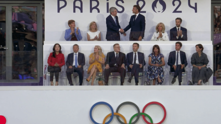 Emmanuel Macron : bilan post-JO et perspectives d’avenir Emmanuel Macron : l’heure du bilan d’après JO