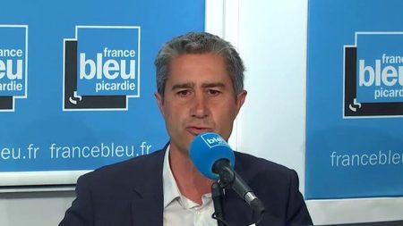 Gouvernement NFP écarté : "Ce n'est pas au président de la République de censurer d'avance", soutient François Ruffin