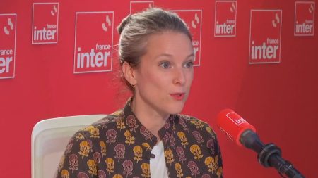 Gouvernement du NFP écarté : Lucie Castets "appelle les gens à se mobiliser"