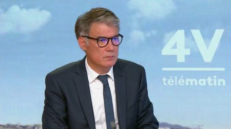 Gouvernement du NFP écarté : "leur problème, c'est la gauche", assure Olivier Faure, premier secrétaire du PS
