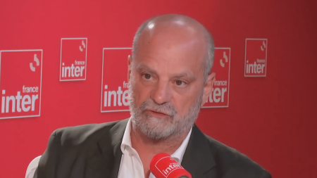 L'ancien ministre Jean-Michel Blanquer dénonce un "usage erroné de la dissolution", conduisant à "une crise institutionnelle"