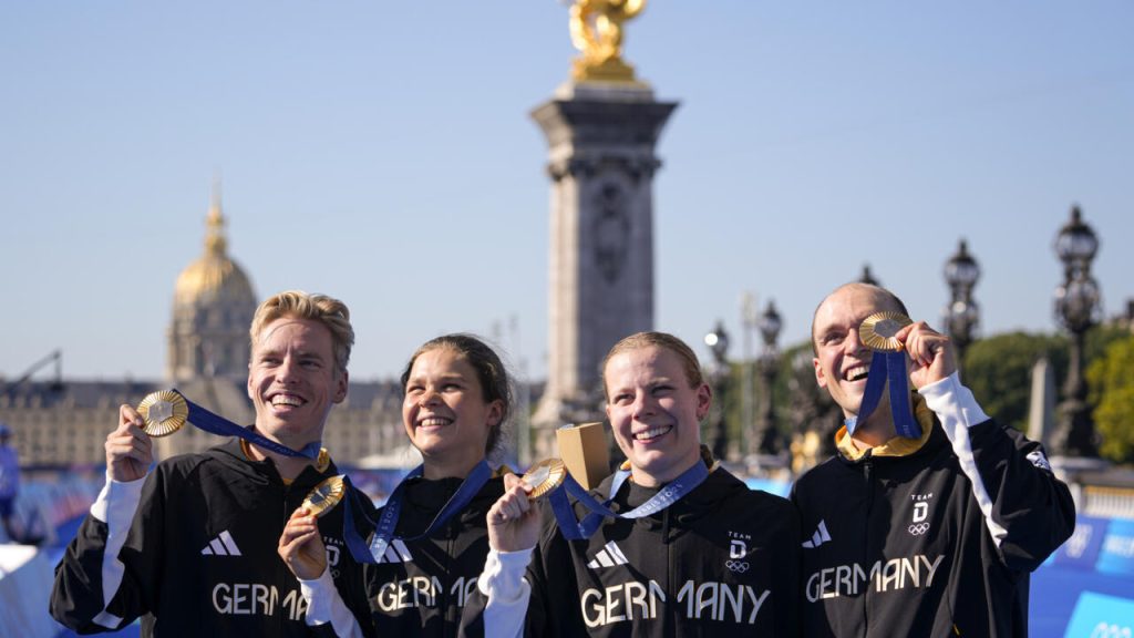 L'Allemagne remporte le triathlon mixte olympique par équipes, la France termine quatrième
