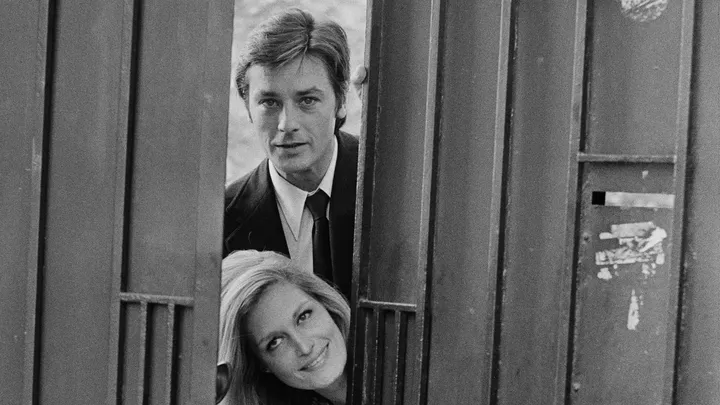Dalida et Alain Delon ont partagé un moment de vie ensemble dans un hôtel particulier au 11 bis rue d'Orchampt, à Paris. <span>(JAMES ANDERSON / GETTY IMAGES)</span> » width= »720″ height= »405″ data- src= »https://42mag.fr/wp-content/uploads/2024/08/Mort-dAlain-Delon-parcours-damour-grands-films-et-flops.webp.webp »>
    </picture><figcaption aria-hidden=