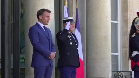 Nomination du Premier ministre : deuxièmes consultations le 27 août Nomination d’un Premier ministre : une deuxième session de consultations a eu lieu mardi 27 août