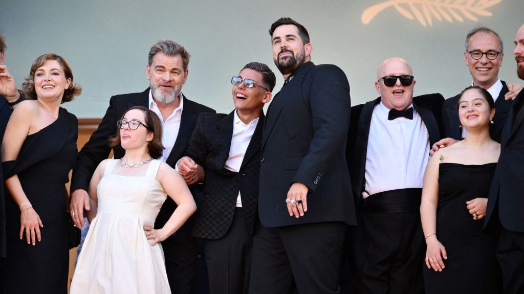 Succès de "Un p'tit truc en plus" : "Le film ne ment pas, il est généreux", réagit le président de la Fédération nationale des cinémas français