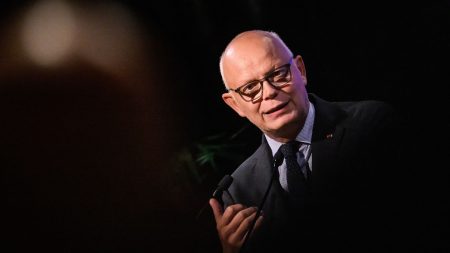 Annonce de candidature d’Edouard Philippe à l’Elysée provoque des remous dans le camp présidentiel Pourquoi l'annonce de la candidature à l'Elysée d'Edouard Philippe suscite des remous jusque dans le camp présidentiel