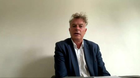 Michel Barnier à Matignon : Fabien Roussel assure n'avoir "aucune illusion sur la politique qu'il va mettre en œuvre" et ne ferme pas la porte à "une motion de censure"