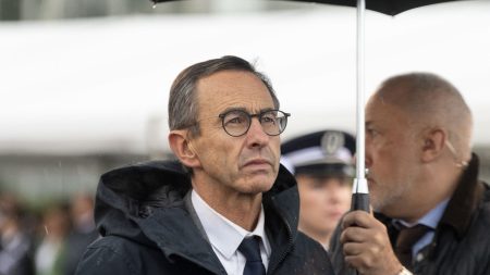 Les propos de Bruno Retailleau sur l’Etat de droit déclenchent une polémique "L'Etat de droit, ça n'est pas intangible, ni sacré" : pourquoi les propos du ministre de l'Intérieur, Bruno Retailleau, font polémique