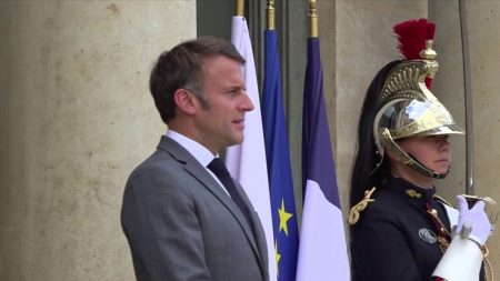 Nouveau Premier ministre : quatre candidatures en lice Nouveau Premier ministre : quatre hommes pour un fauteuil