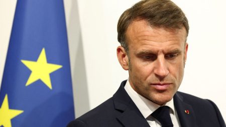 Recherche d’un nouveau Premier ministre en Allemagne : projet politique incompris fascine observateurs "On ne comprend pas trop le projet politique" : la recherche d'un nouveau Premier ministre fascine les observateurs en Allemagne