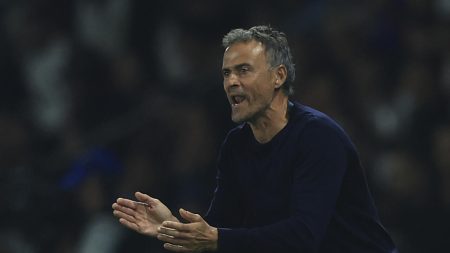 Le stratagème d'Enrique avec Lee ne parvient pas à déjouer le PSV dans l'impasse de la Ligue des Champions