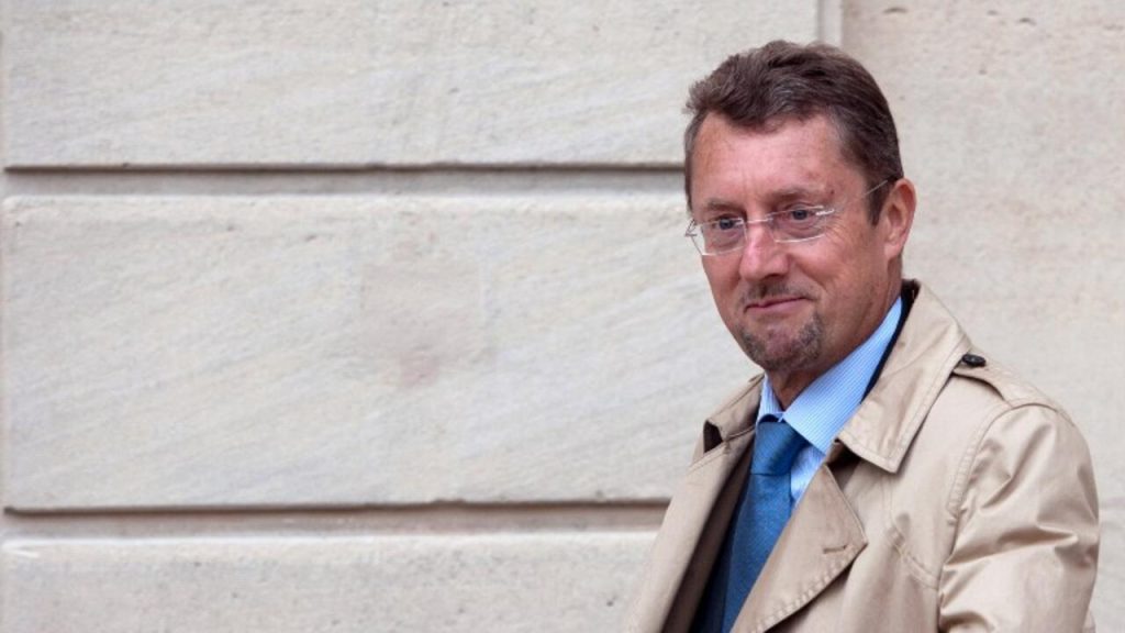 L'ancien chef du renseignement français sera jugé pour tentative d'extorsion