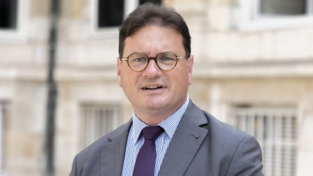 Vice-présidence de l'Assemblée nationale : "C'est un peu embêtant de ne pas respecter la parole donnée", tacle le député Philippe Gosselin à destination de Gabriel Attal