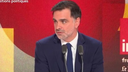 Budget 2025 : Laurent Saint-Martin confirme la hausse du budget du ministère de la Justice Budget 2025 : le ministre Laurent Saint-Martin confirme "la hausse du budget" du ministère de la Justice