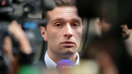 Auteurs tels Kamel Daoud et Joël Dicker refusent déjeuner L’Express avec Jordan Bardella Budget 2025 : le RN ne "votera pas le budget du gouvernement" tel qu'il est présenté aujourd'hui, prévient Jordan Bardella