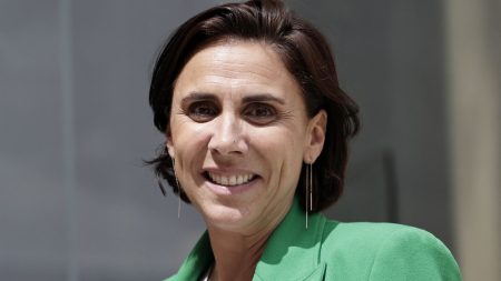 Budget : "Nous avons fait économiser six milliards d'euros aux Français", affirme Laure Lavalette, députée du Var et porte-parole du RN

          Lors de l'examen du projet de loi de finances pour 2025, les députés ont voté vendredi la suppression de la hausse des taxes sur l'électricité.