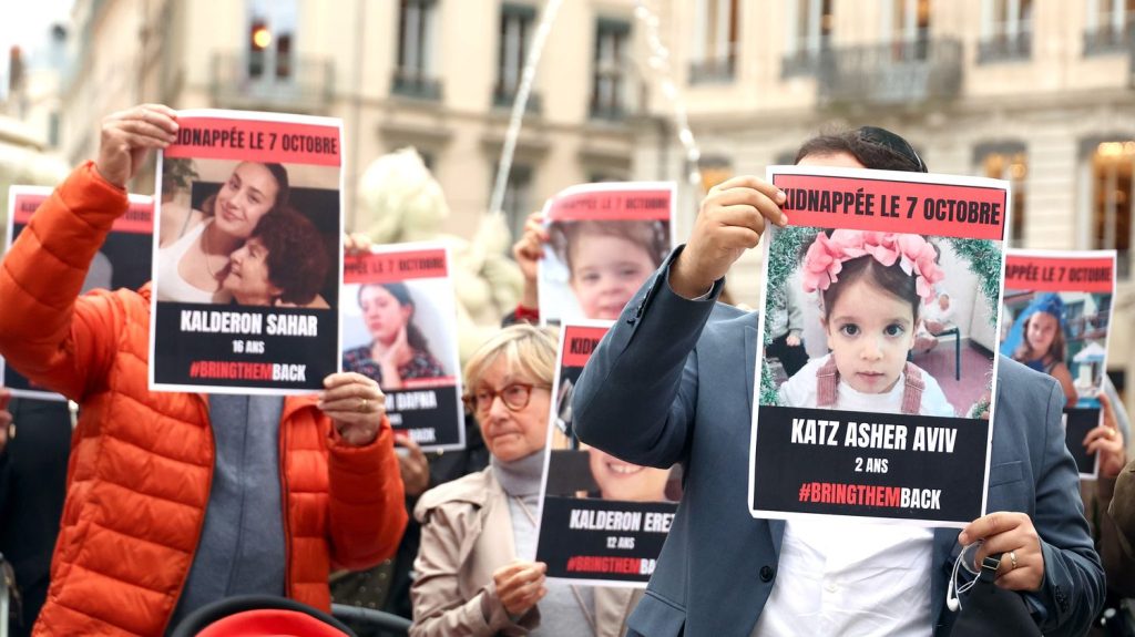 Commémorations du 7-Octobre : "Il y a de fortes attentes" à l’égard de la France, assure un avocat de familles de victimes