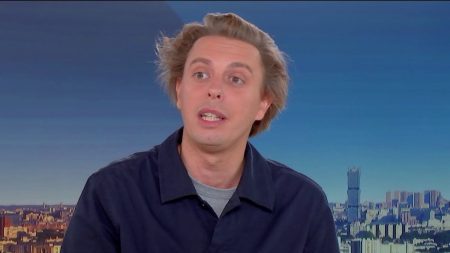 Crèches privées : Victor Castanet sur le malaise du camp présidentiel causé par le cas Berger Crèches privées : "Le cas Berger met mal à la l'aise le camp présidentiel", constate Victor Castanet, auteur des "Ogres"