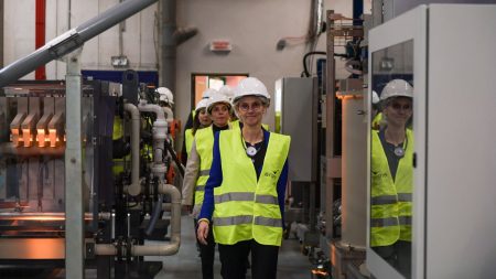 L'entreprise Eramet suspend son projet d'usine de recyclage de batteries en France, par manque de marché en Europe