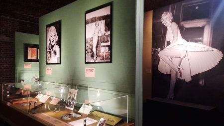 :
    Reportage




  

    
      
    
  
  "On apprend quelque chose à chaque fois" : Marilyn Monroe au cœur d'une grande exposition à Londres