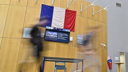:
    le dernier publié



  

    
      
    
    
    Hommage à Samuel Paty et Dominique Bernard : où en est la défense de la laïcité à l'école ?

          En hommage à Samuel Paty et Dominique Bernard, deux professeurs assassinés par des islamistes radicalisés, une minute de silence était demandé lundi dans tous les collèges et lycées de France. Même si le nombre d'atteintes à la laïcité semble en baisse en 2024, la situation reste toujours préoccupante.
    
    
          Diffusé le 15/10